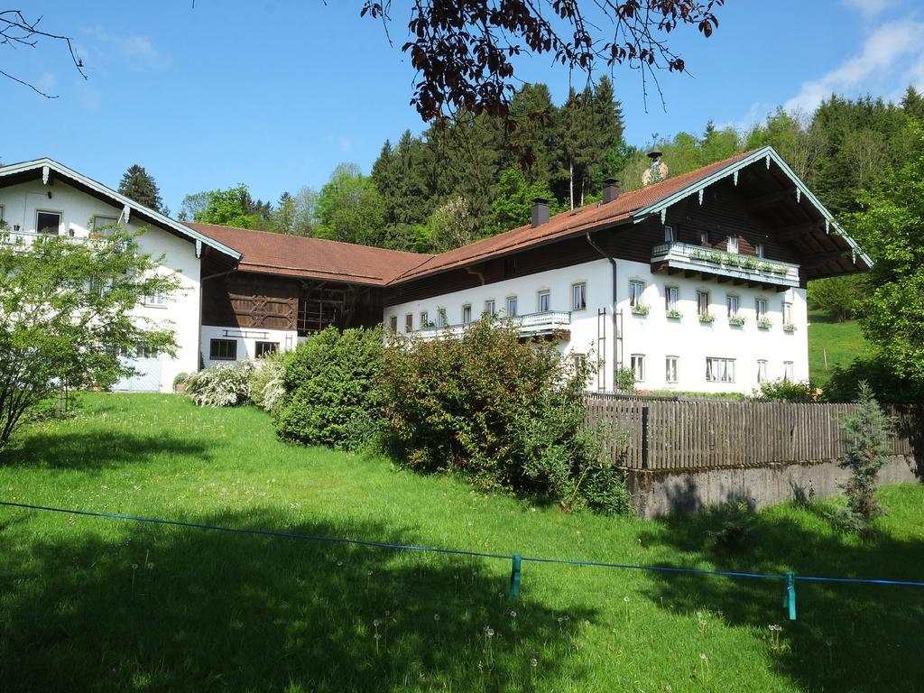 Höslwang Ferienhof Moyer מראה חיצוני תמונה